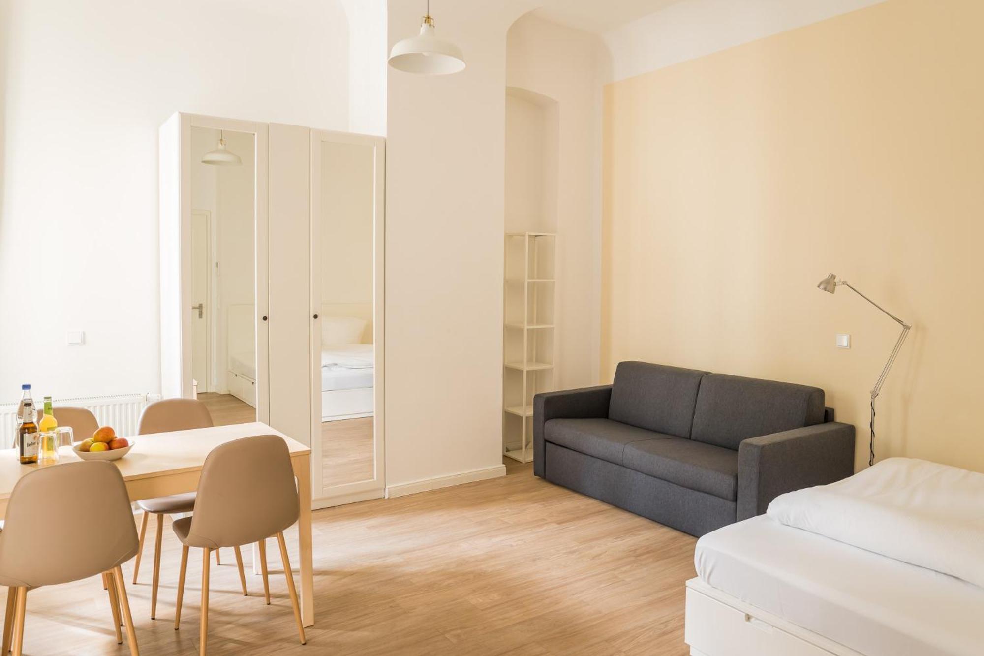 Homaris Apartments Frankfurter Allee Berlin Exterior foto